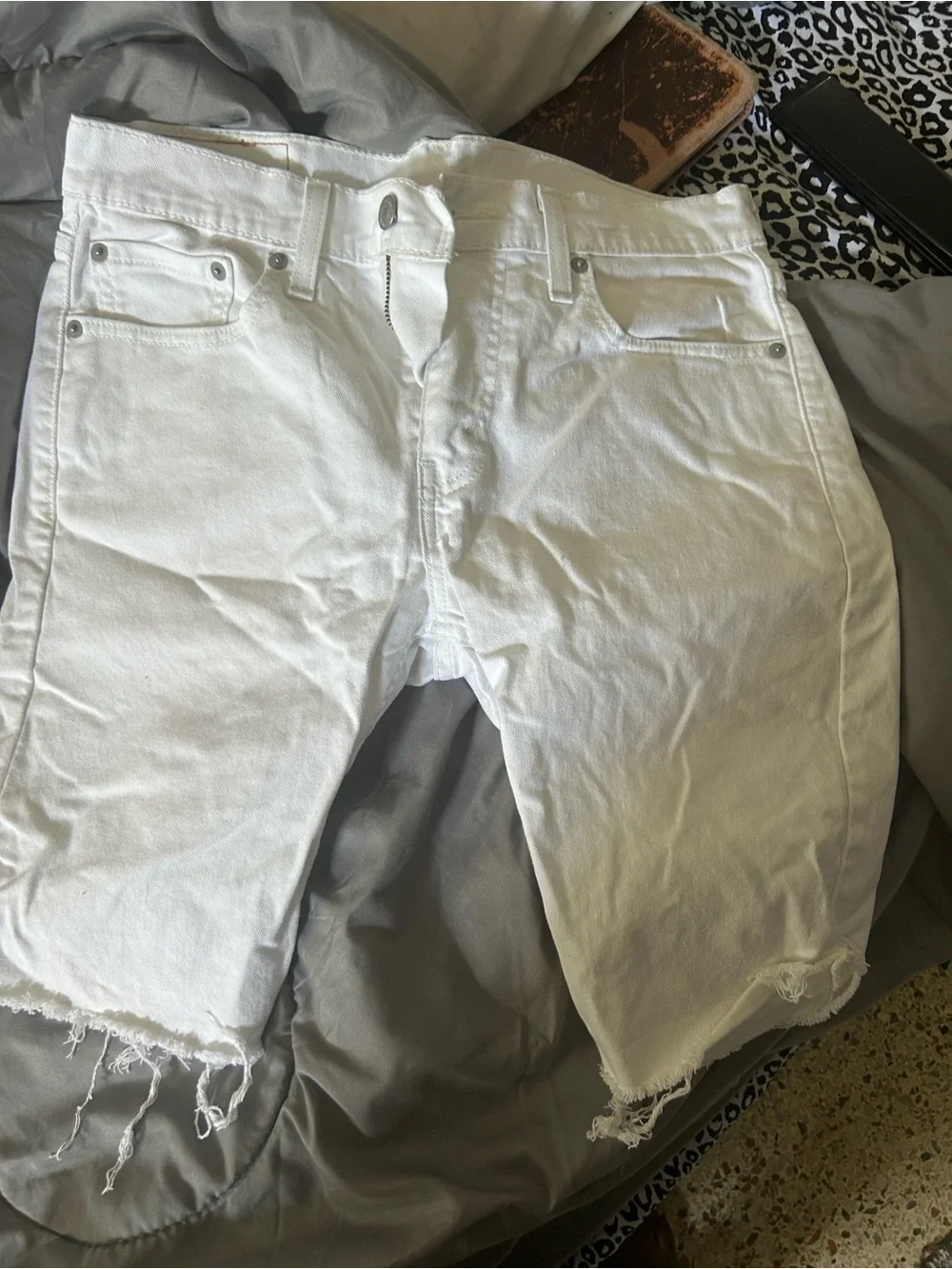 Levi's men  White High-Rise Straight Denim Jeans